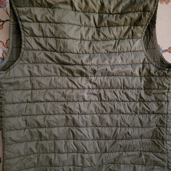 Peter Millar Crown Greenwich Vest – Lightweight Quilted Water-Resistant – Size L - Picture 10 of 10